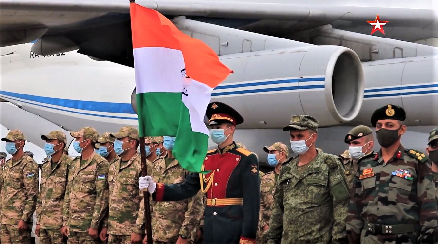 Đội tuyển Ấn Độ đến Novosibirsk dự thi “Trinh sát quân sự xuất sắc” 